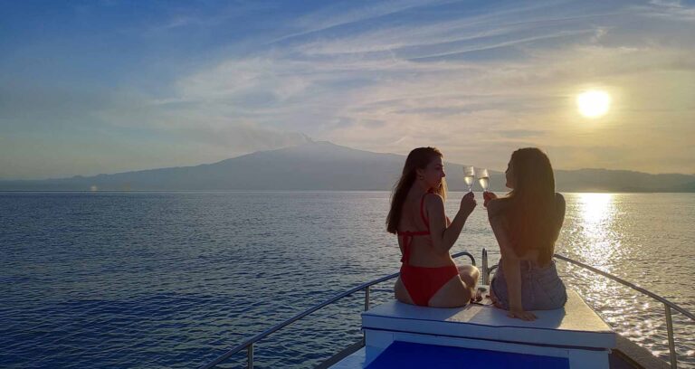 Charter con Skipper a Taormina